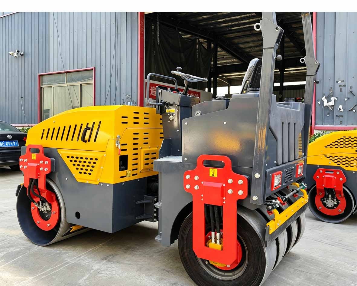 How to Choose the Best Asphalt Compactor for Pothole Repair and Municipal Maintenance