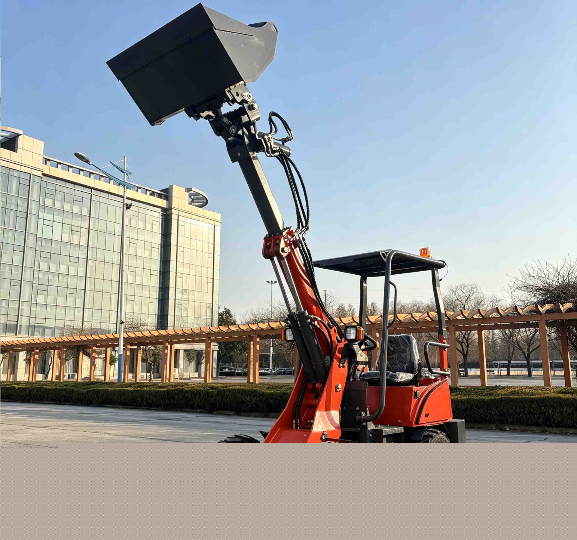 0.4T Mini Telescopic Electric Loader-XHD04T/XHDL04T