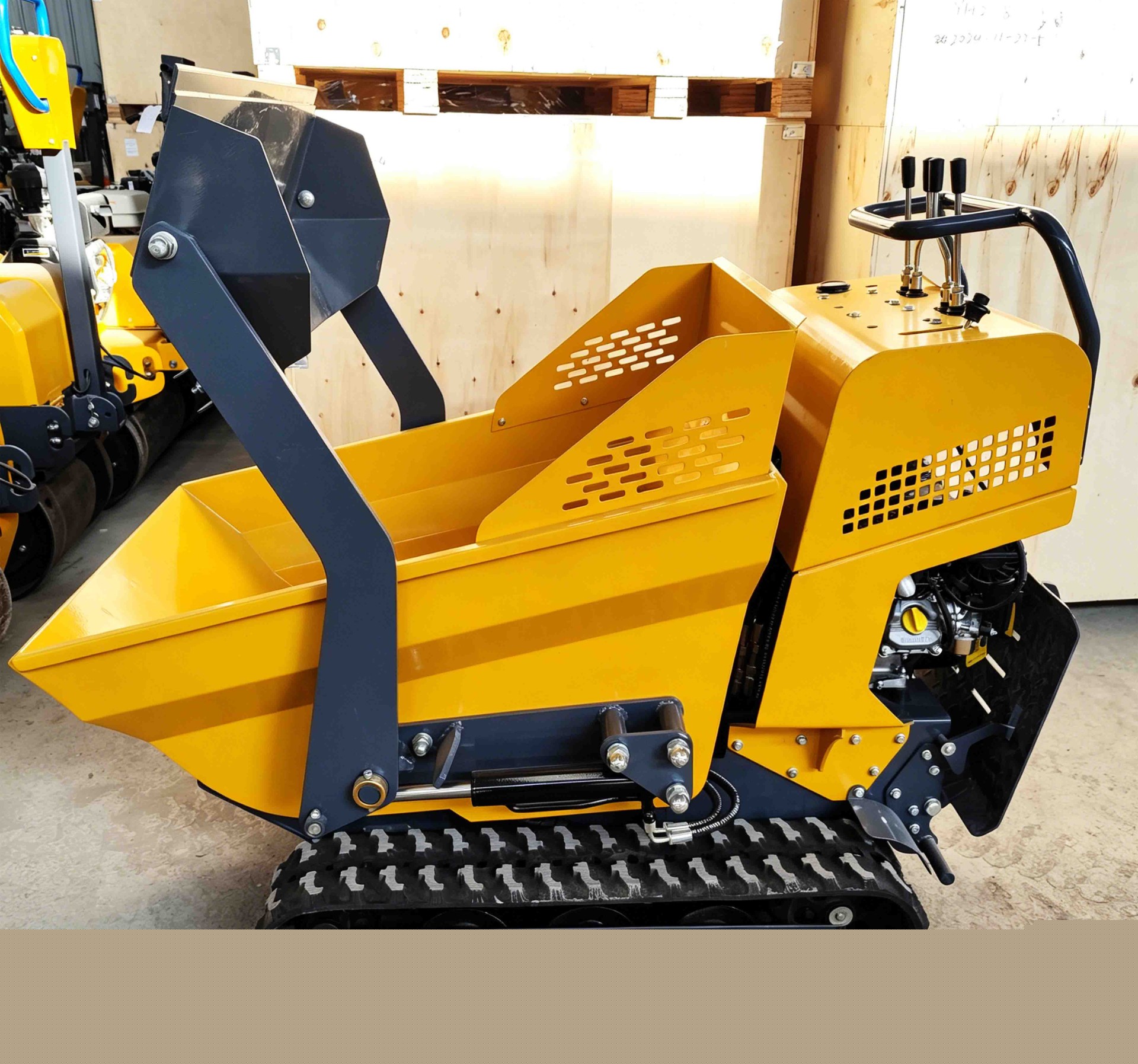 Why European Landscapers Are Ditching Wheelbarrows – The XHT500 Narrow-Body Revolution